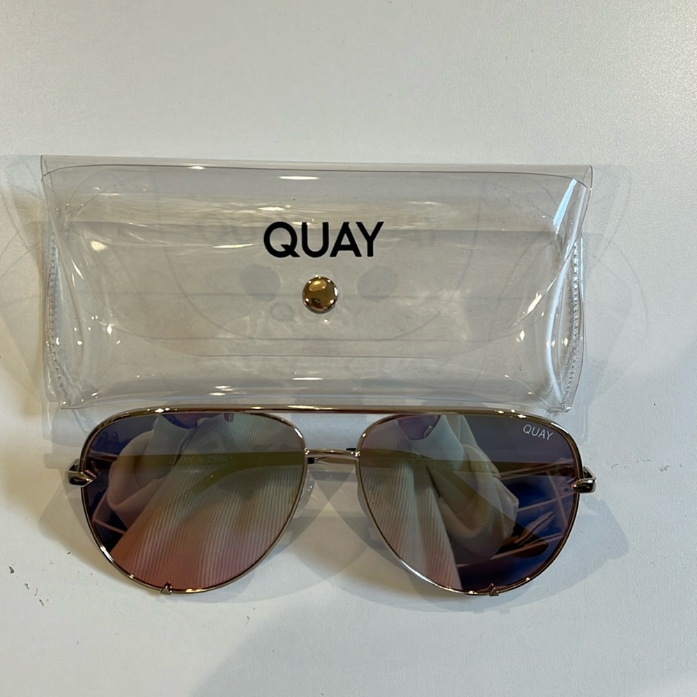 QUAY oversized aviators! New!
